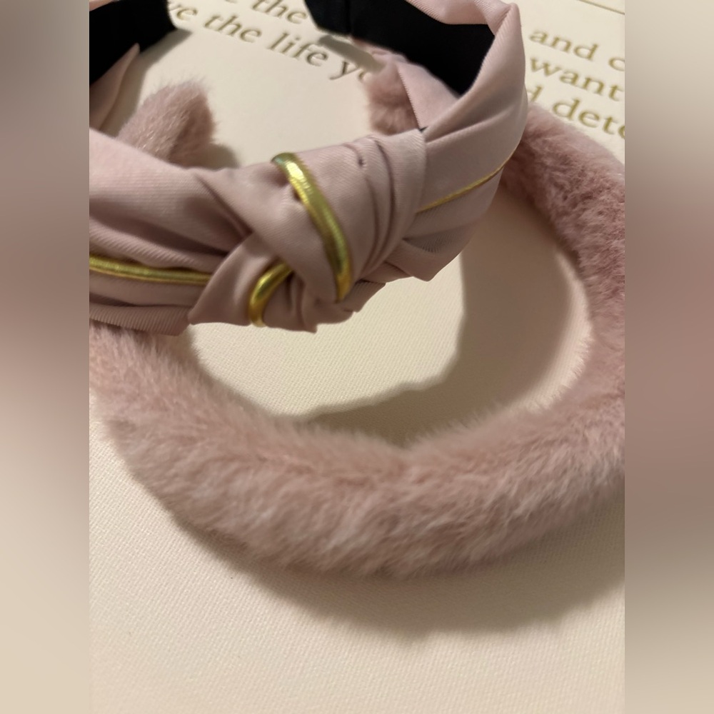 Pink Knotted and Furry Headband Set - Picture 2 of 6